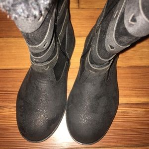 New, Never Worn,Girl boots